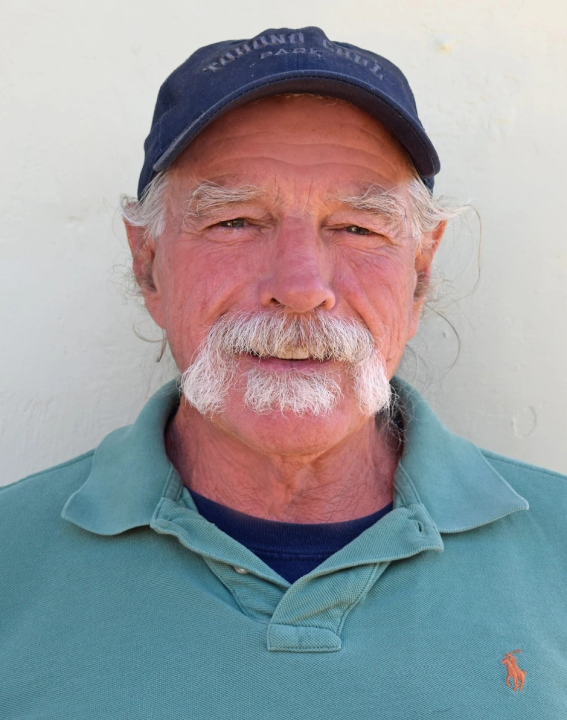 hank verbais